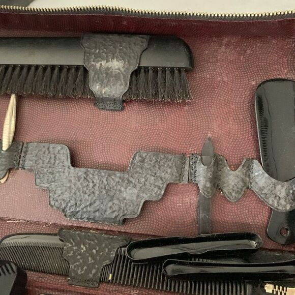 Vintage Genuine Top Grain Leather Men’s Grooming Kit Made in USA - Picture 5 of 12